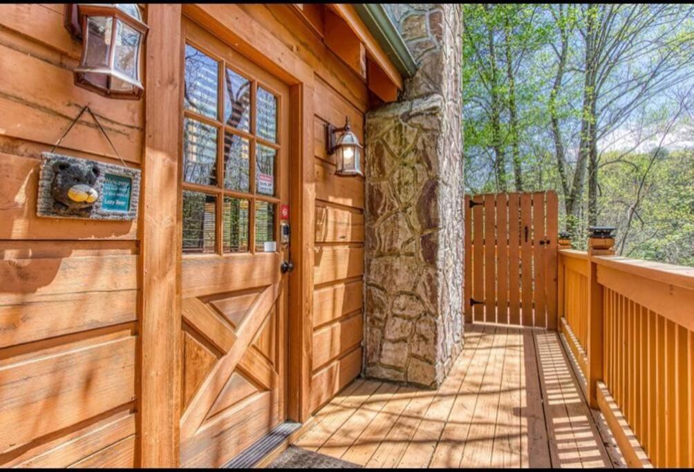 Lazy Bear Cabin Sevierville Esterno foto