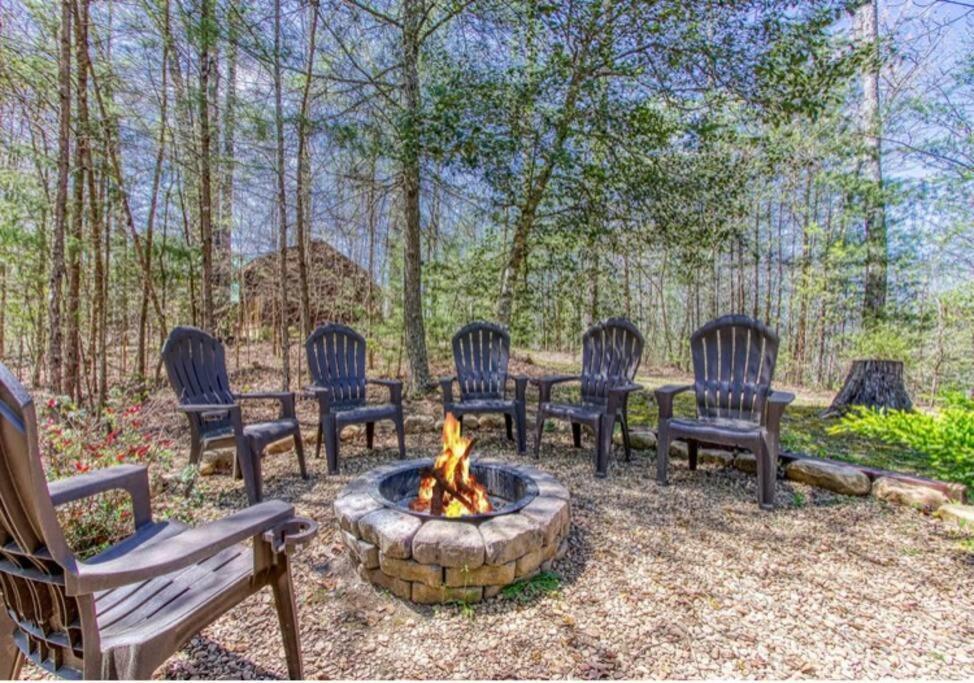 Lazy Bear Cabin Sevierville Esterno foto