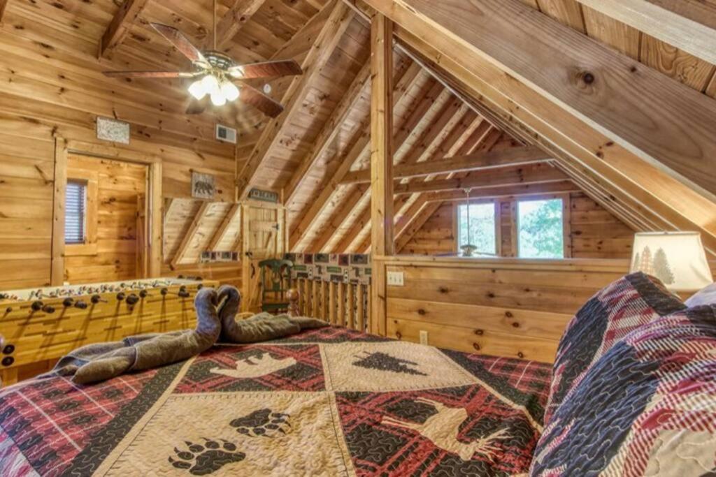 Lazy Bear Cabin Sevierville Esterno foto